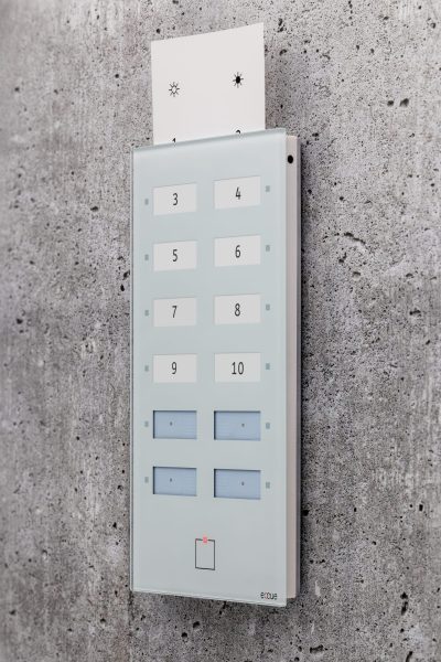 White - Custom labeling