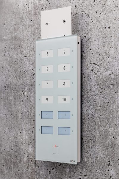 GT12X_03 Schräg von vorne rechts